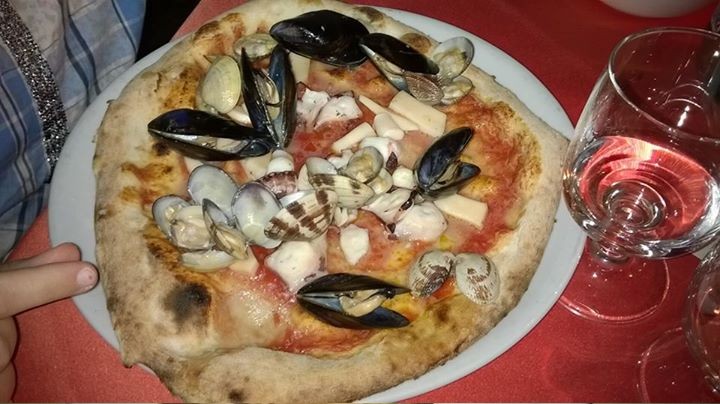 Quello che sgombera la pelle di faccia di grasso