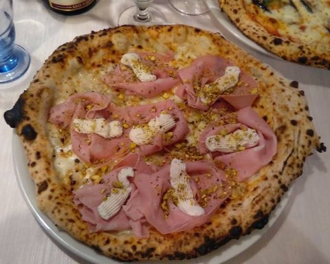 pizza vivadella pizza vivadella