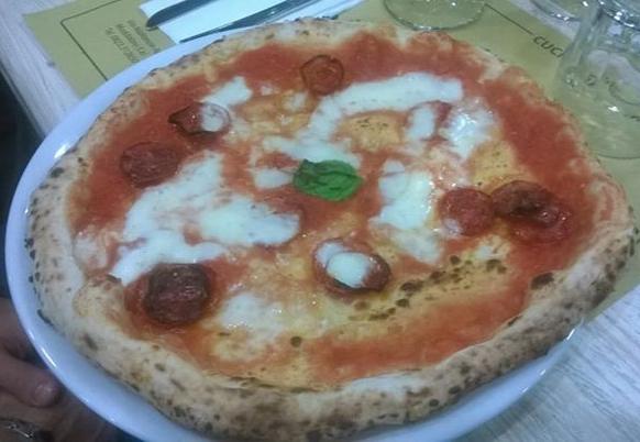 Pizza Diavola Montesarchio Basilico Pizza Diavola Montesarchio Basilico