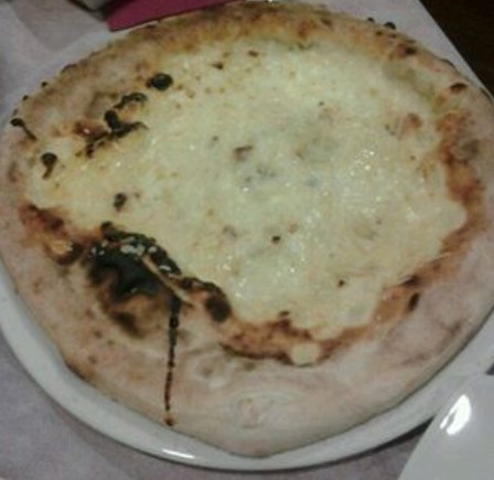 Pizza Quattro Formaggi Pizza Quattro Formaggi