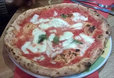 Pizza San Marzano Rossopomodoro Torrecuso Pizza San Marzano Rossopomodoro Torrecuso