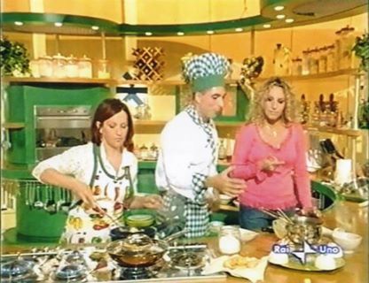Pranzo domenicale 15.00 euro a persona. Festeggiamo insieme i 20 anni di attivita' dell' azienda